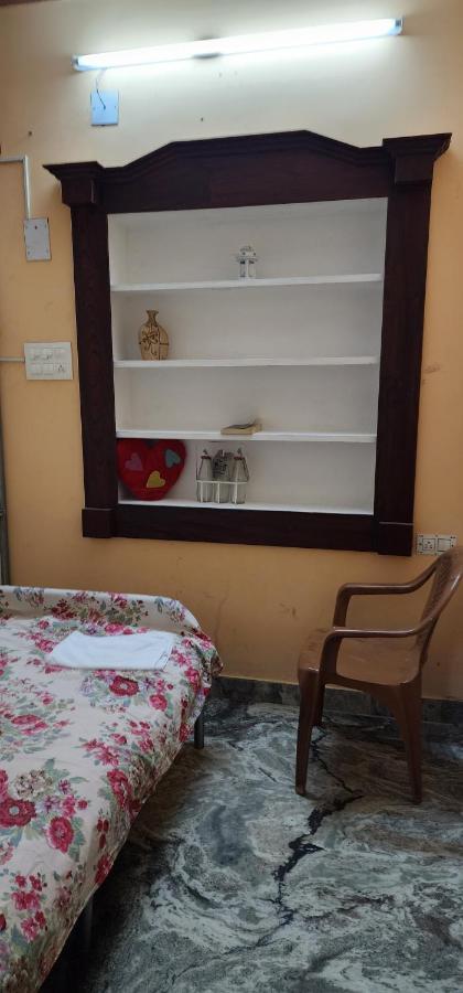 Jj'S White House Hotel Thrissur Ngoại thất bức ảnh