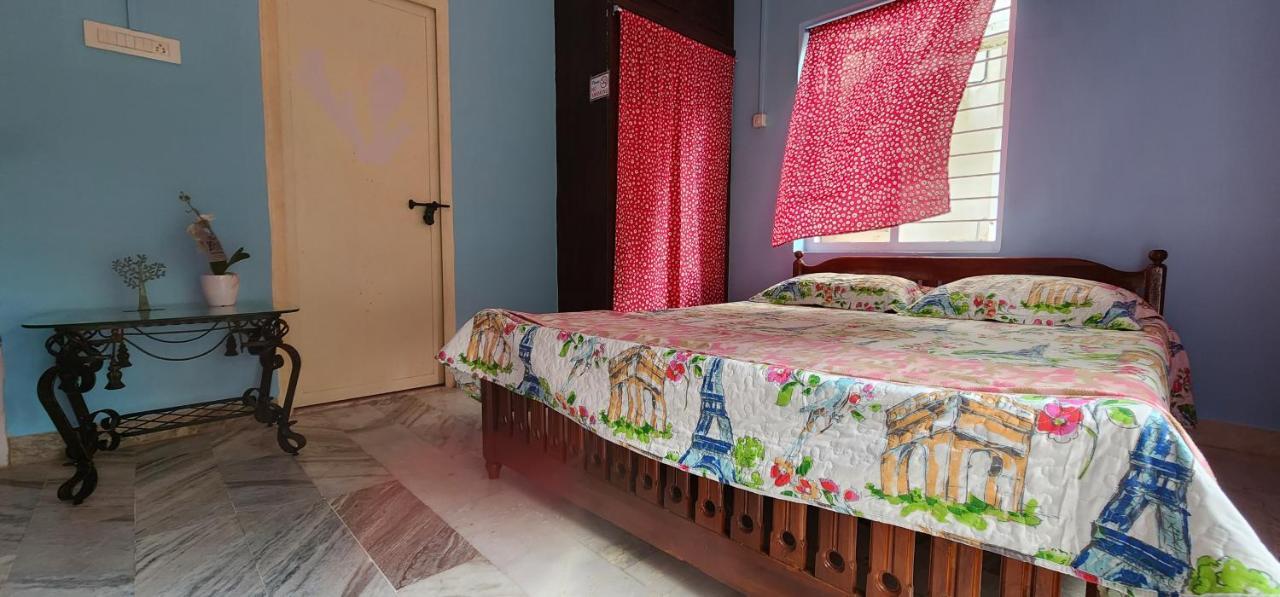 Jj'S White House Hotel Thrissur Ngoại thất bức ảnh