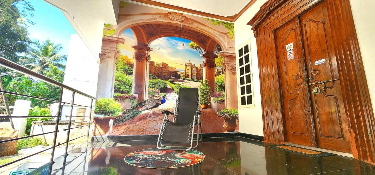 Jj'S White House Hotel Thrissur Ngoại thất bức ảnh