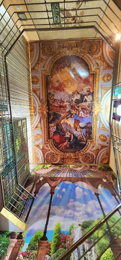 Jj'S White House Hotel Thrissur Ngoại thất bức ảnh