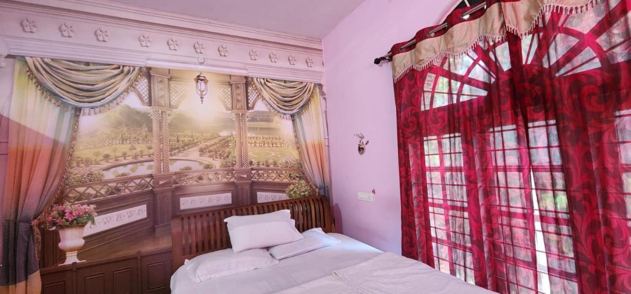 Jj'S White House Hotel Thrissur Ngoại thất bức ảnh